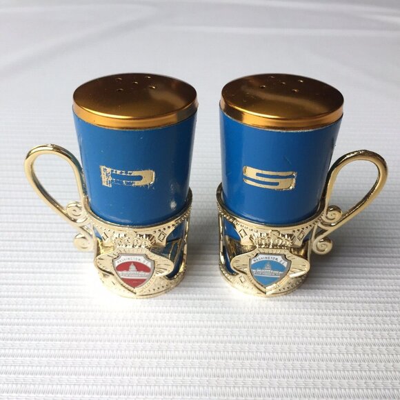 Vintage Washington DC Souvenir Wooden Salt & Pepper Shaker Set US Capitol - Picture 1 of 12